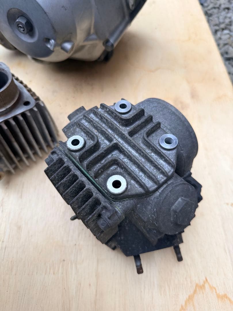 リトルカブ エンジン 分解 クランクケース ヘッド ジャンク