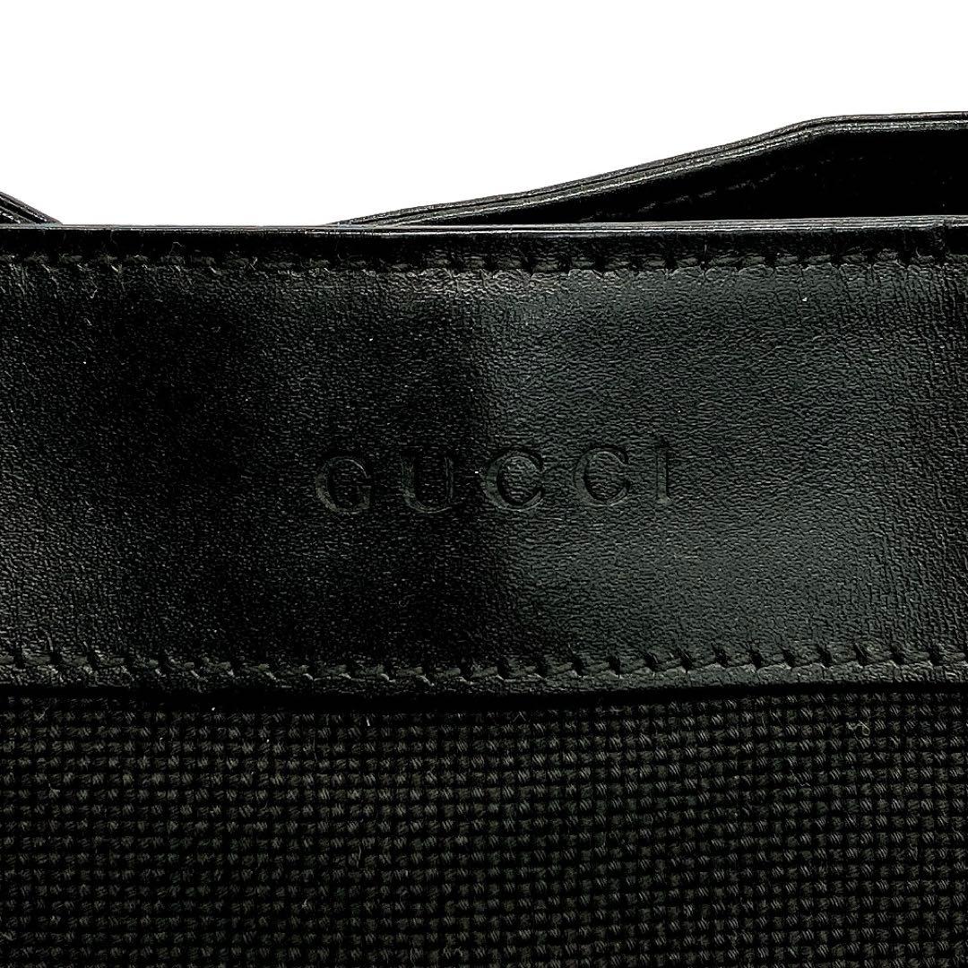 【GUCCI】大容量　トートバッグ　ロゴ型押し　キャンバス　レザー　ブラック