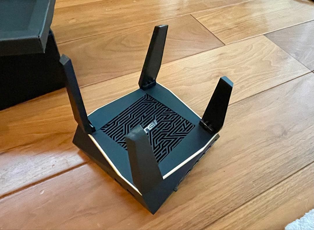 ASUSトライバンド Wi-Fi無線ルーター RT-AX92U