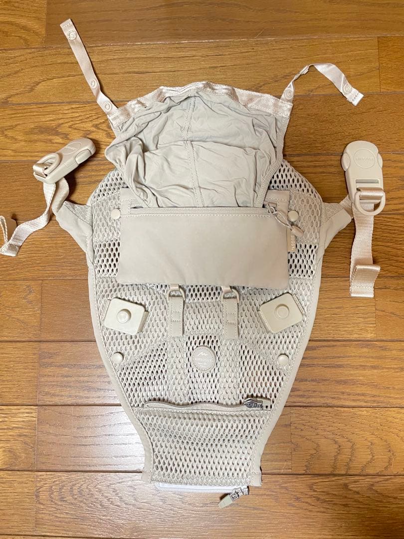 エアバギー ベビーキャリア　 サンドアッシュ