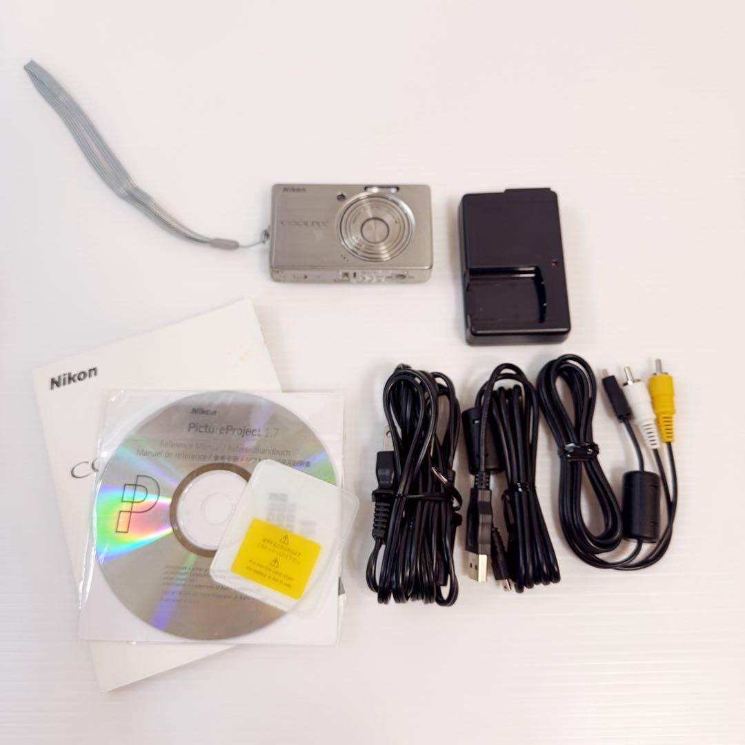 ニコンNikon COOLPIX S500 動作確認済　中古良品