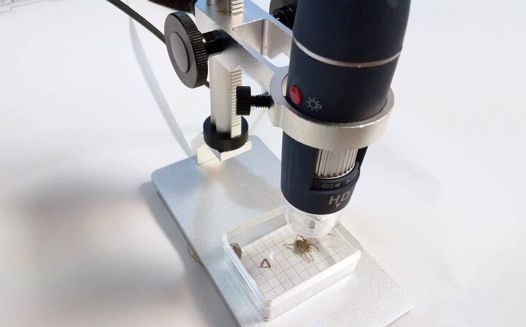データ転送可能な小型デジタル顕微鏡