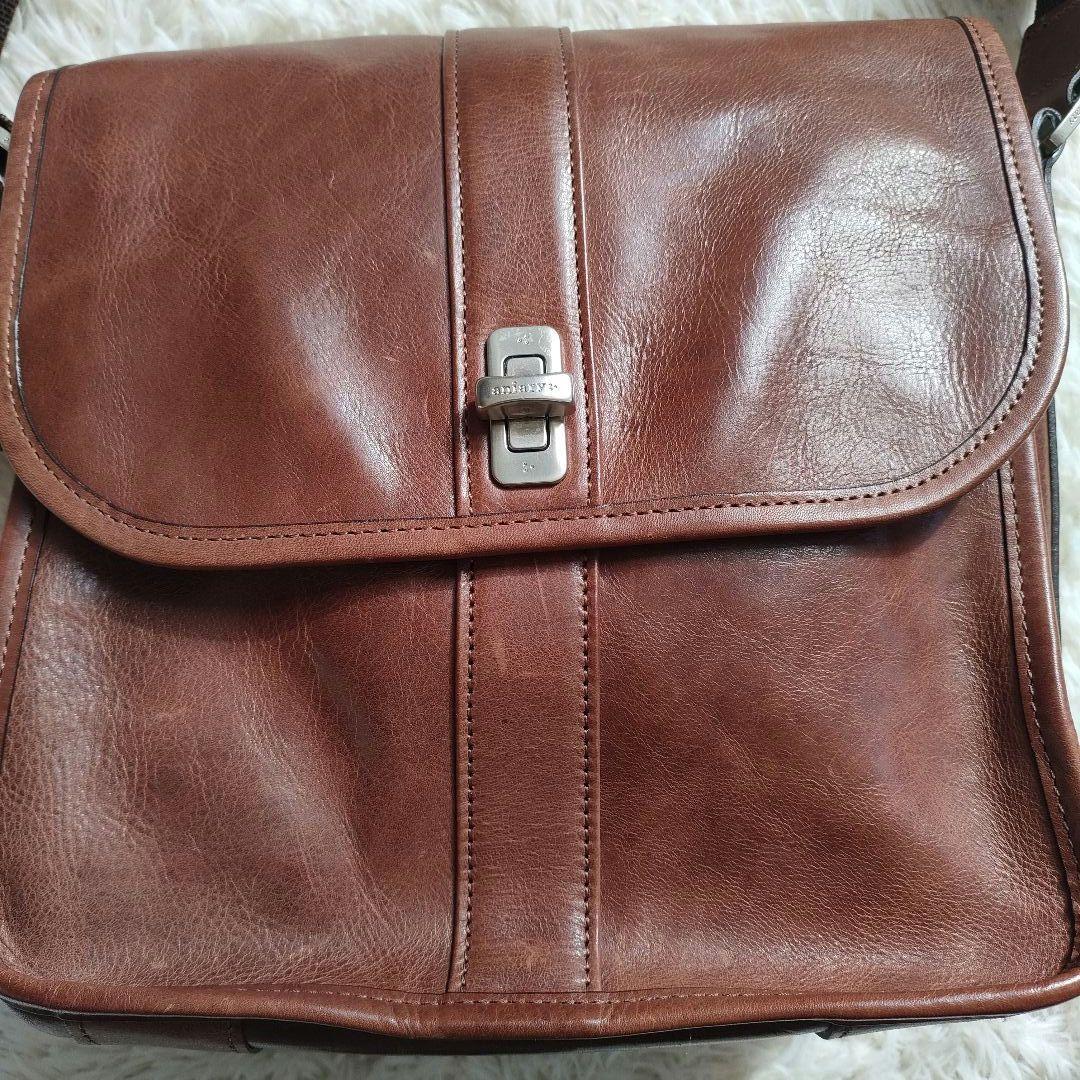 aniary/アニアリ ブラウンレザーショルダーバッグ ターンロック