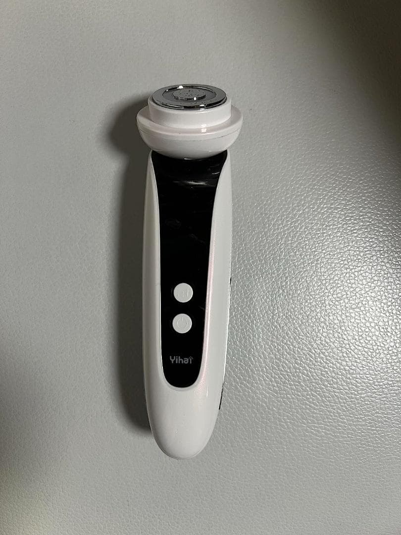 ☆超音波美顔器 　1台多役 温冷機能 RF美顔器　5種類モード