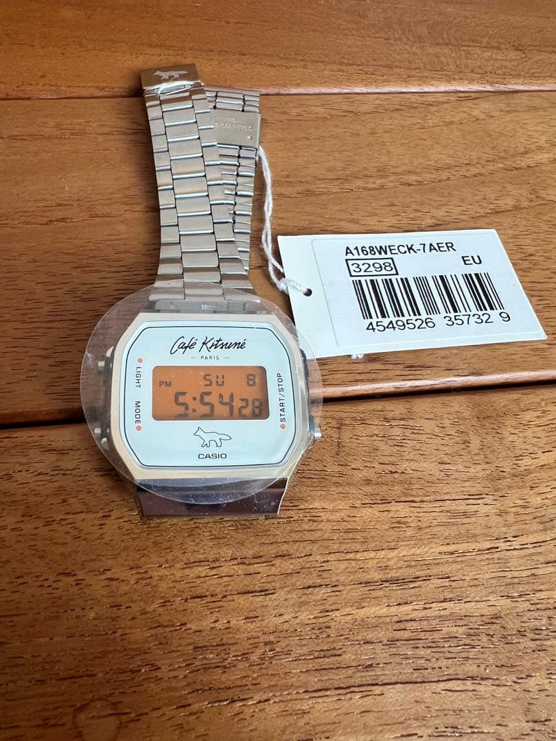 【美品】メゾンキツネ カフェキツネ　CASIO コラボ　腕時計
