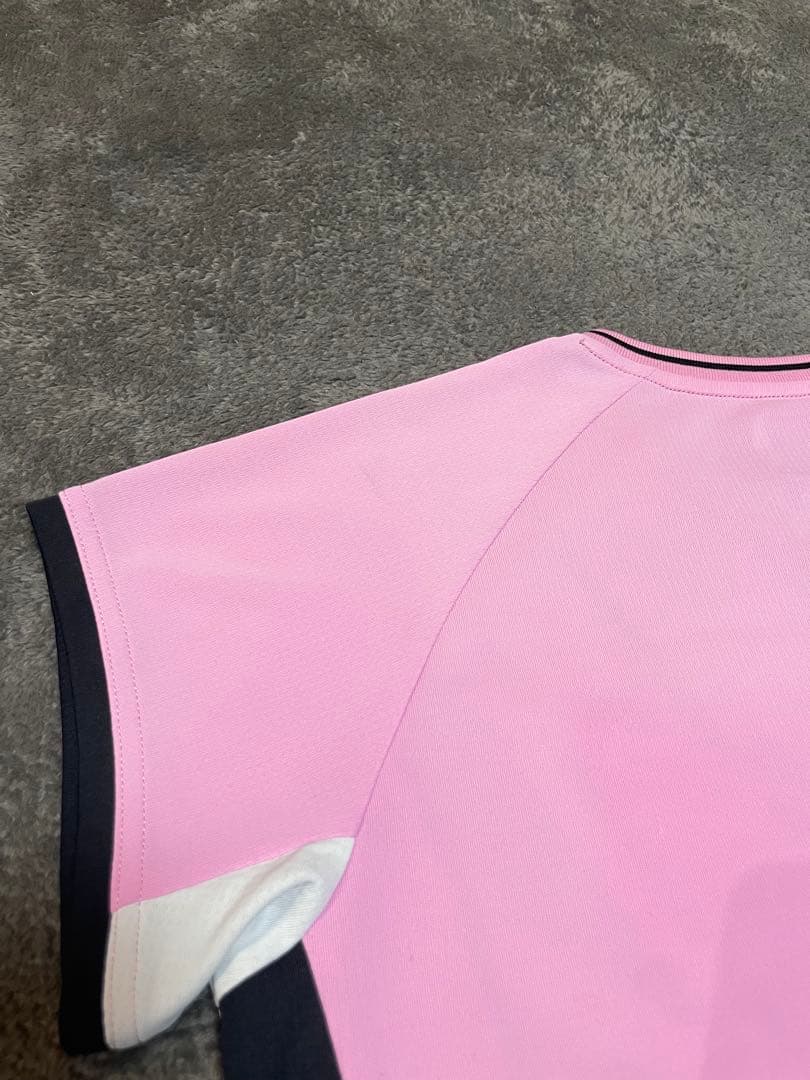 ヨネックス　ピンクユニフォーム上下セットＬサイズ