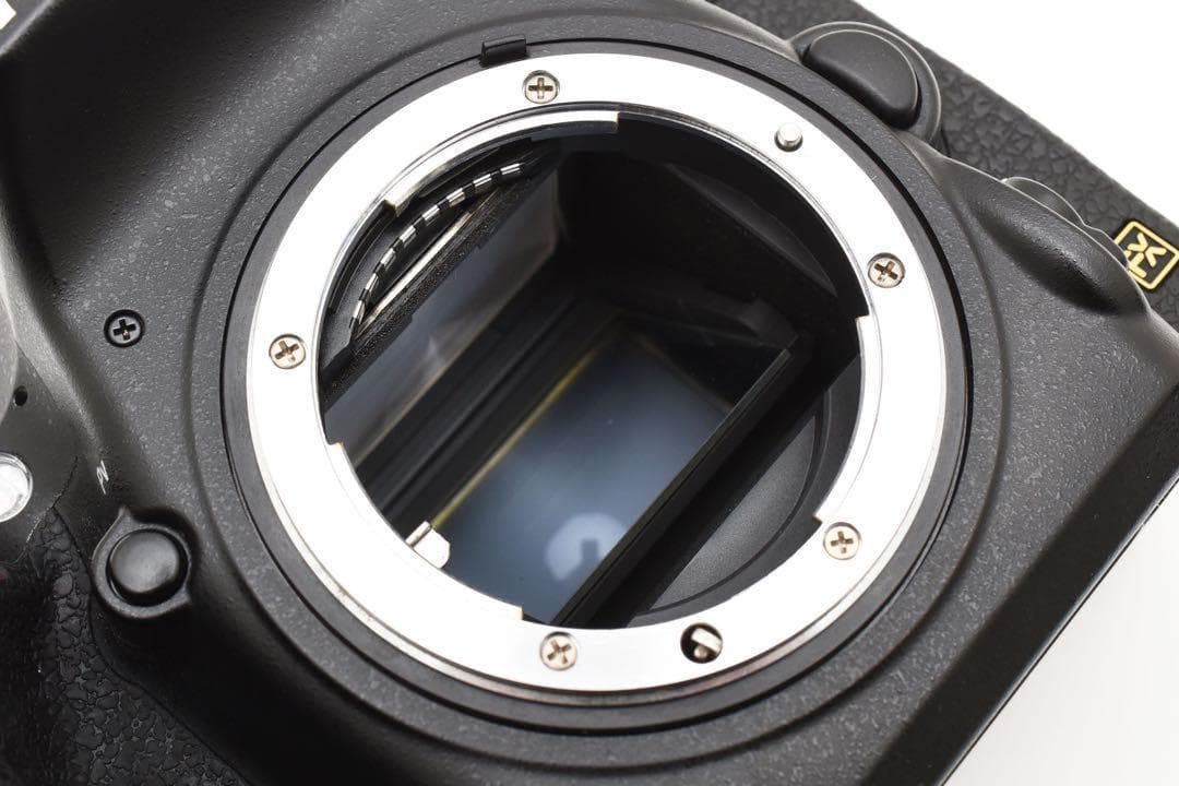 美品　Nikon D750 ダブルズームセット　Wi-Fi搭載　デジタル一眼レフ