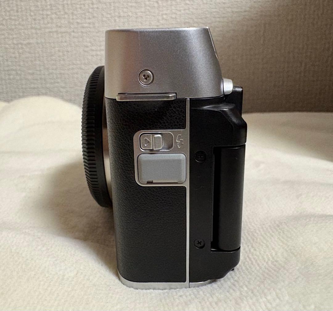 FUJIFILM X-A7 ミラーレスカメラ 本体