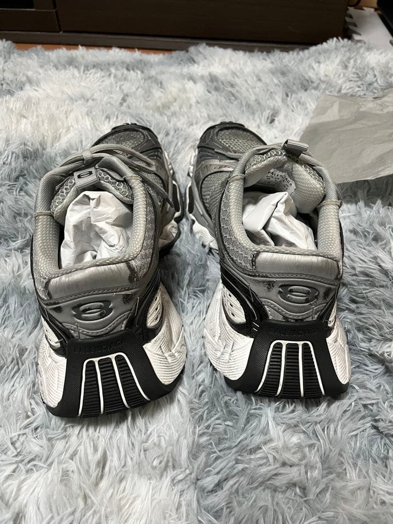 stapler スニーカー バレンシアガ