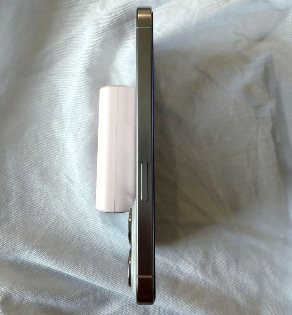 【 美品 】iPhone15pro 256GB ホワイトチタニウム