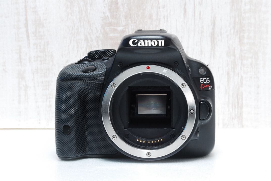❤️軽量ボディ❤️すぐ使えるフルセット❤️スマホ転送可 Canon Kiss X7
