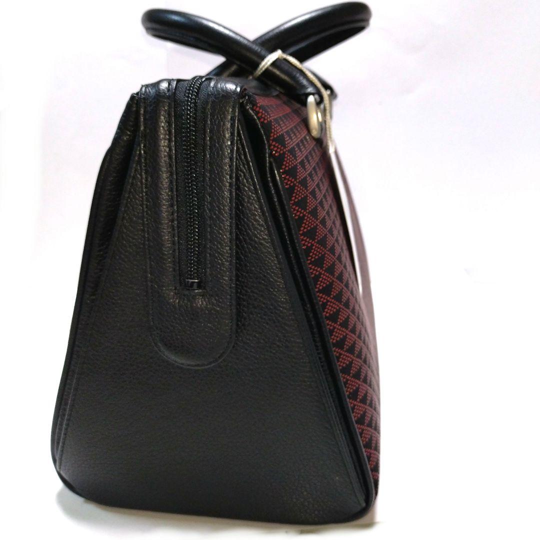 印傳屋印伝東京謹製　本漆鹿革ボストンバッグ