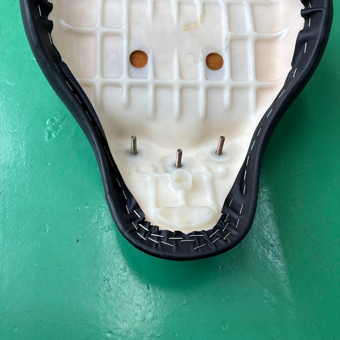 ホンダマグナ50シート