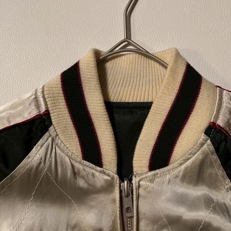 【ティー】花旅楽団 SCRIPT スカジャン リバーシブル 大阪 虎 鷲