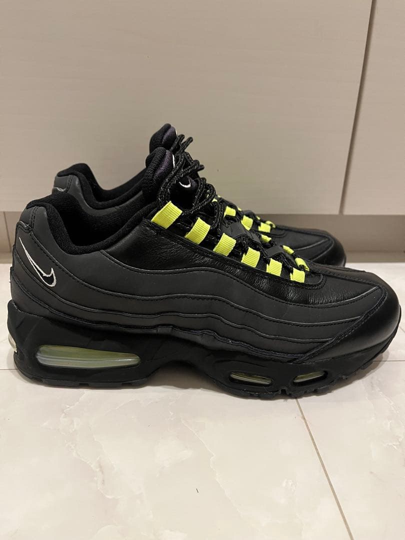 ナイキ　エアマックス95 ビッグバブル　原宿