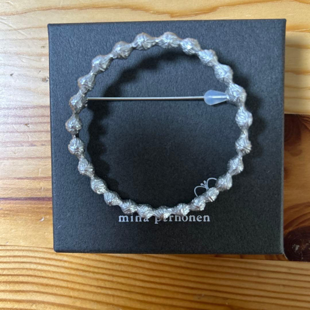 正規品 ミナペルホネンtambourine 真鍮ブローチ silver