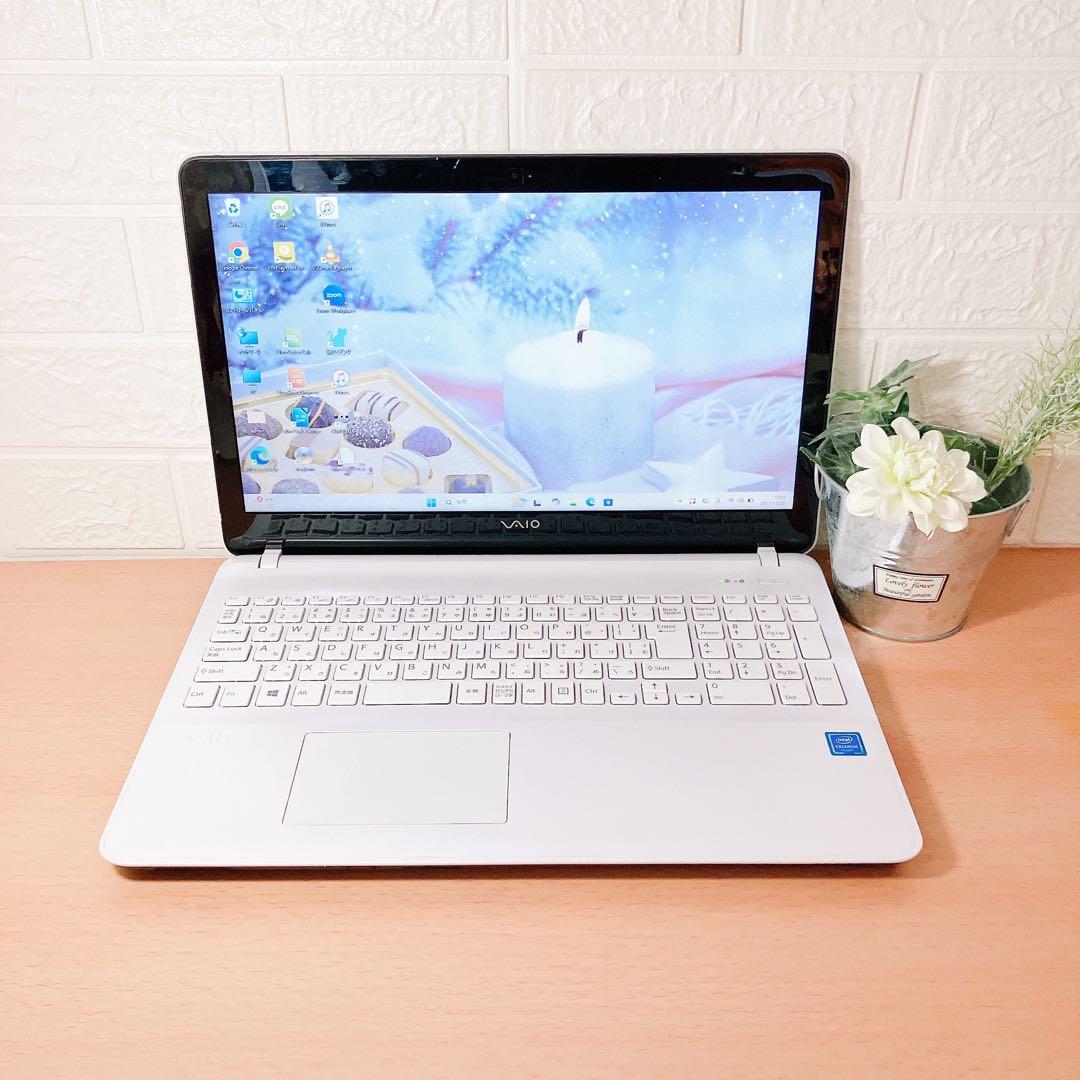 Windows11✨爆速SSD搭載☘️薄型すぐ使えるカメラ付VAIOノートパソコン