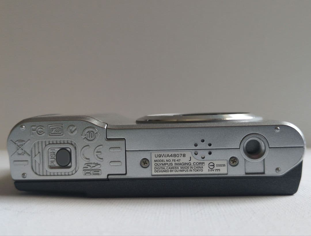 OLYMPUS コンパクトデジタルカメラ 14MEGAPIXEL