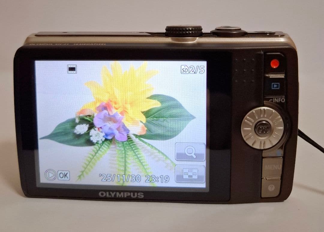 [美品希少]オリンパス OLYMPUS SH21 コンデジ