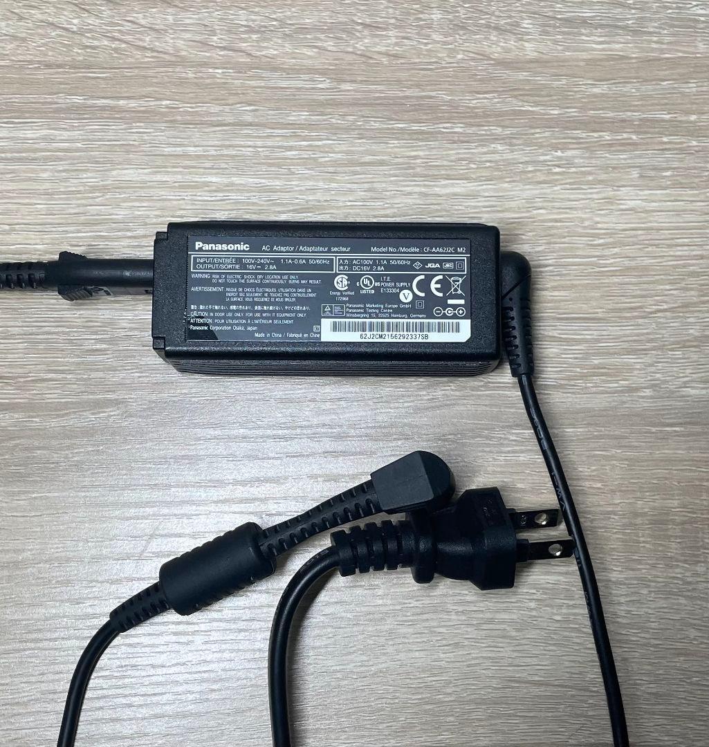 Windowsノート本体 PANASONIC CF-MX5 i5-6300U 4GB SSD128GB