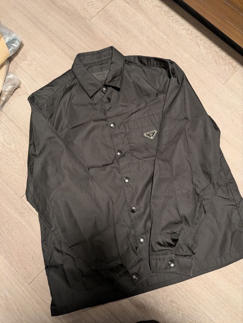 プラダ ナイロンジャケット　L