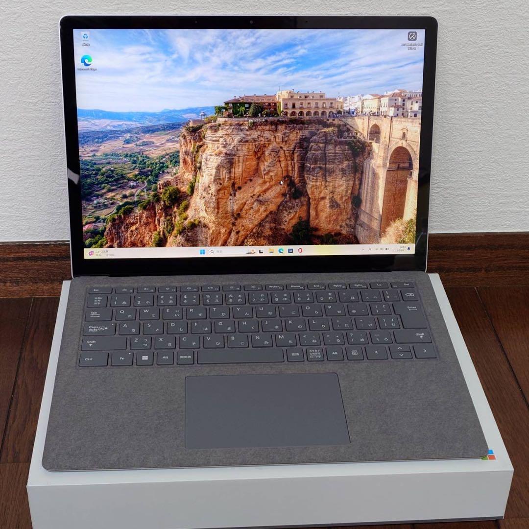 美品 Surface Laptop5 i5 1235U 8GB 512GB