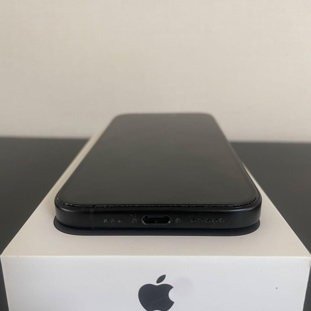 Apple iPhone16 128GBブラック