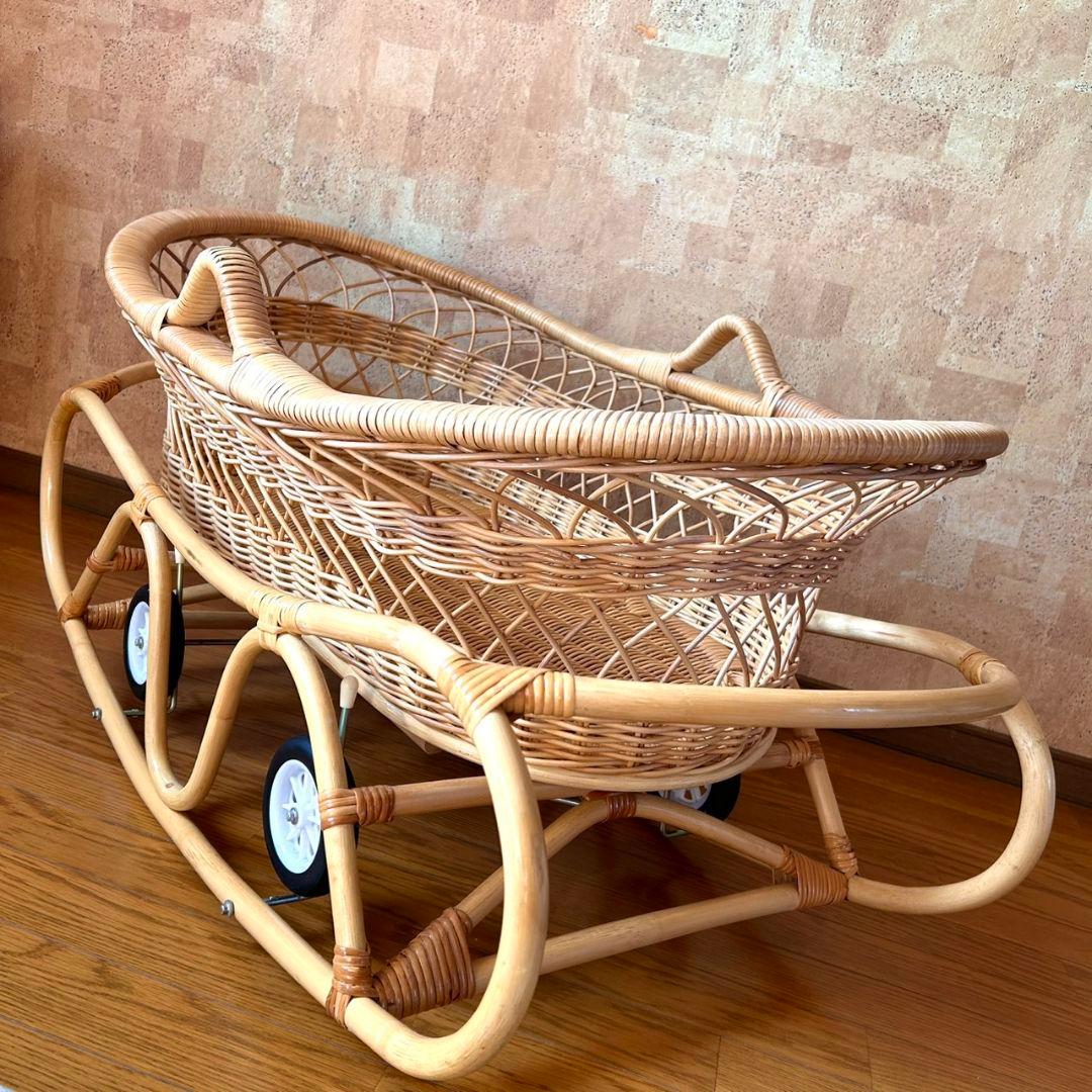 美品★藤のゆりかご　ラタン★インテリアや店舗のディスプレイにも