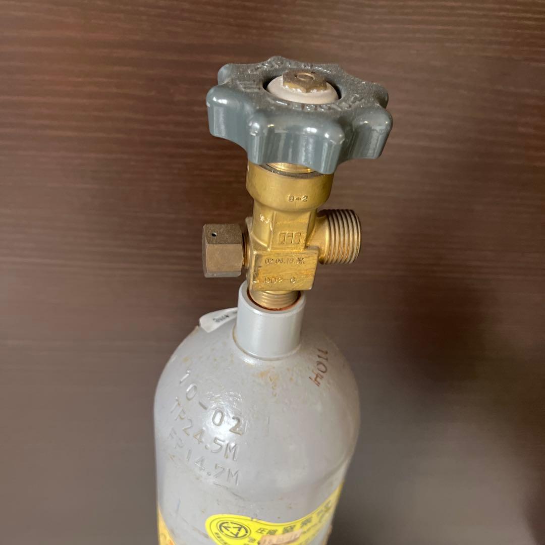 窒素ボンベ　数回使用