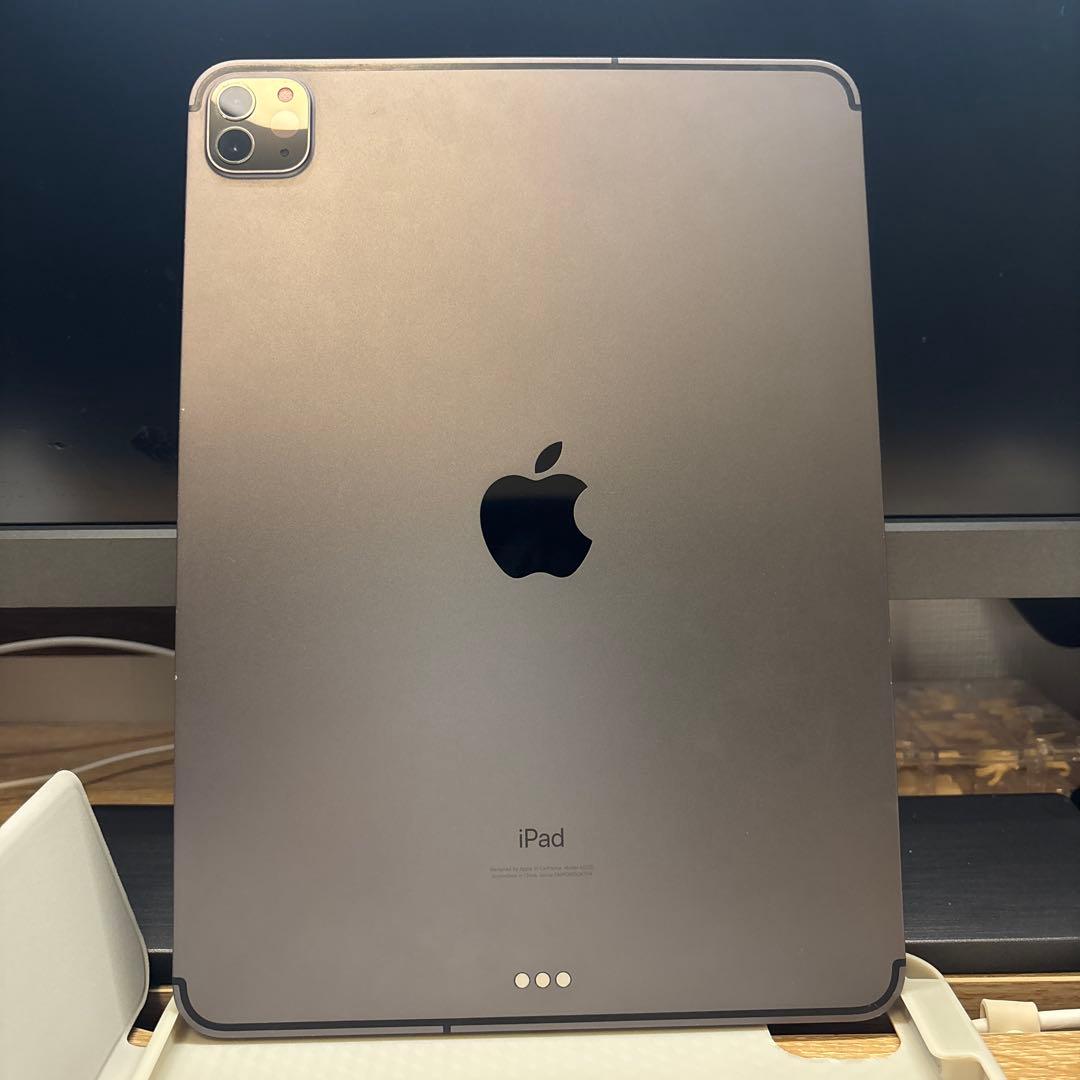 ケース付 iPad Pro 第二世代 1TB Wi-Fi+Cellular 本体