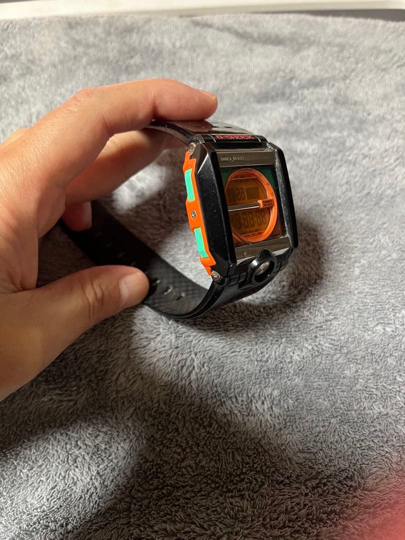 【激レア】G-SHOCK 日本未発売カラー G-8100アドバンスドデザイン