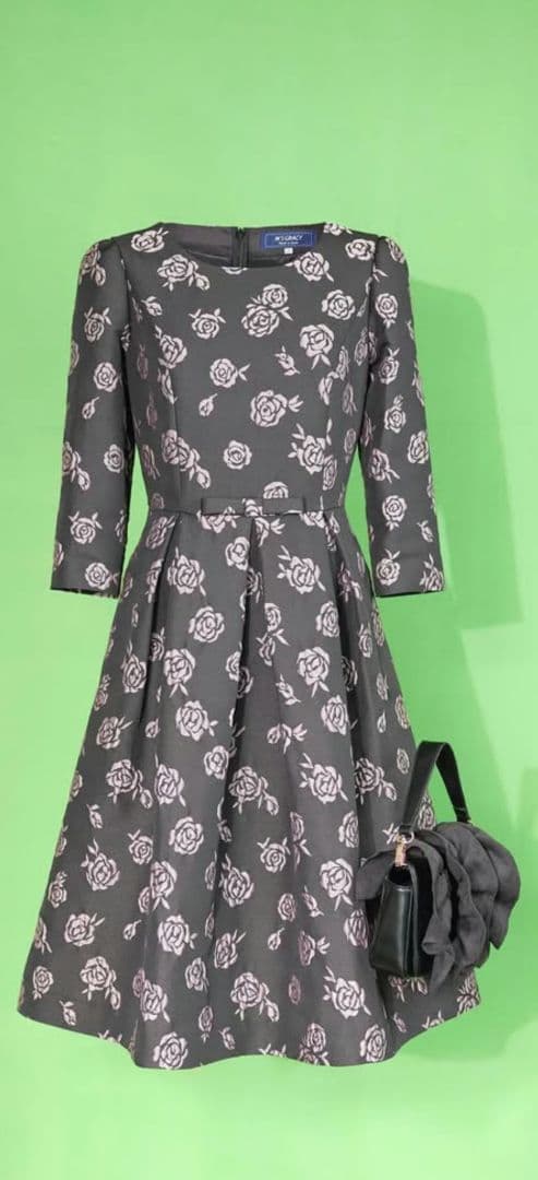 2024年インスタ掲載♡薔薇♡膝丈ワンピース 7分袖 42サイズ