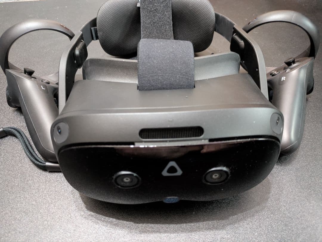 HTC VIVE Focus Vision +有線ストリーミングキット