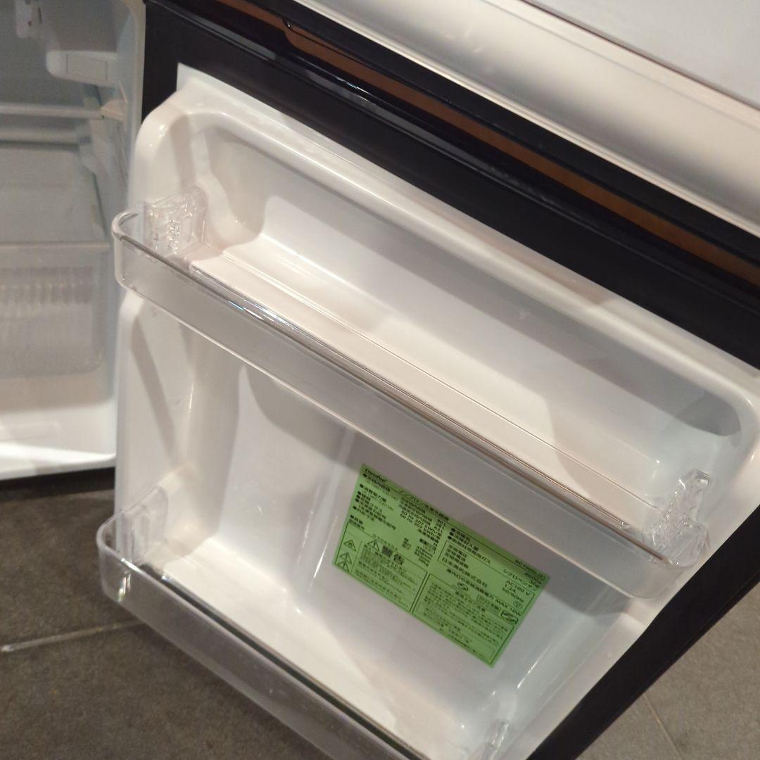 極美品2022年製(東京23区のみ送料と設置無料！)冷蔵庫