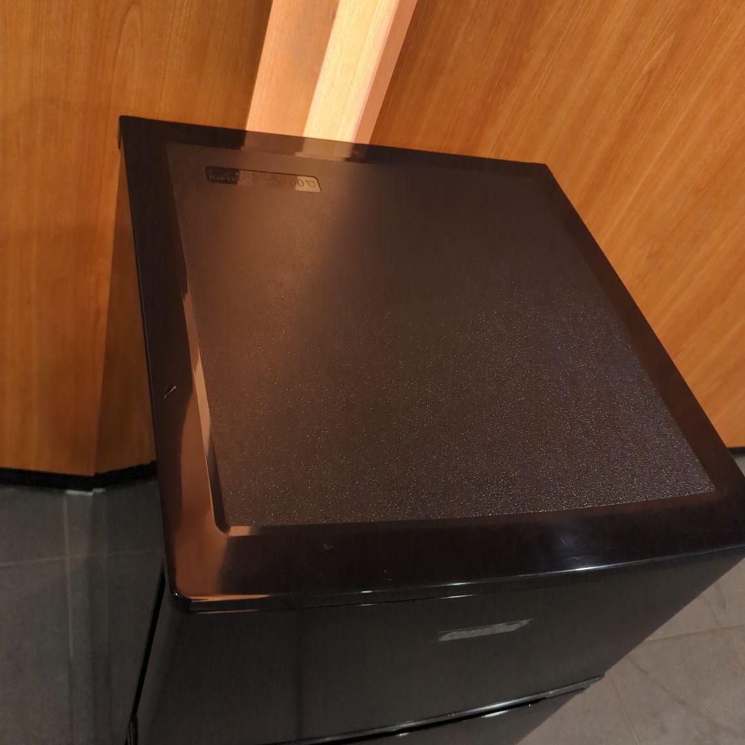 極美品2022年製(東京23区のみ送料と設置無料！)冷蔵庫