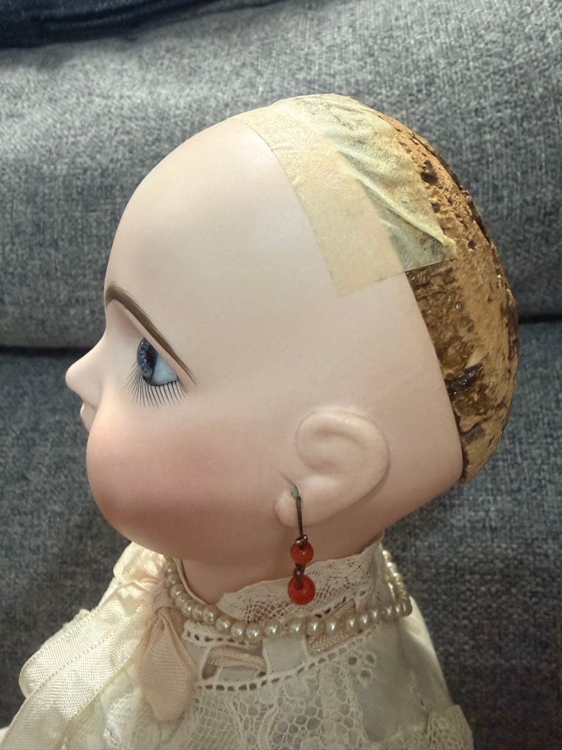 m*i様 PARIS アンティークビスクドール 青い目 白いドレス