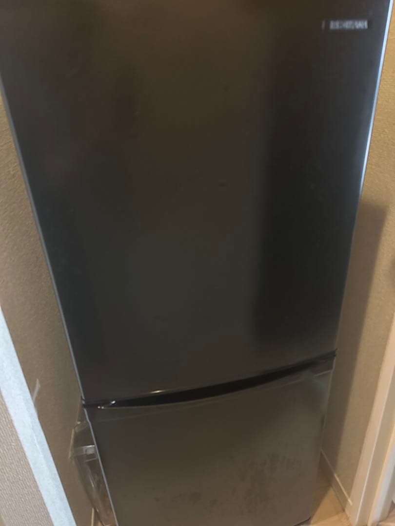 アイリスオーヤマ冷蔵庫　142L 冷凍室付