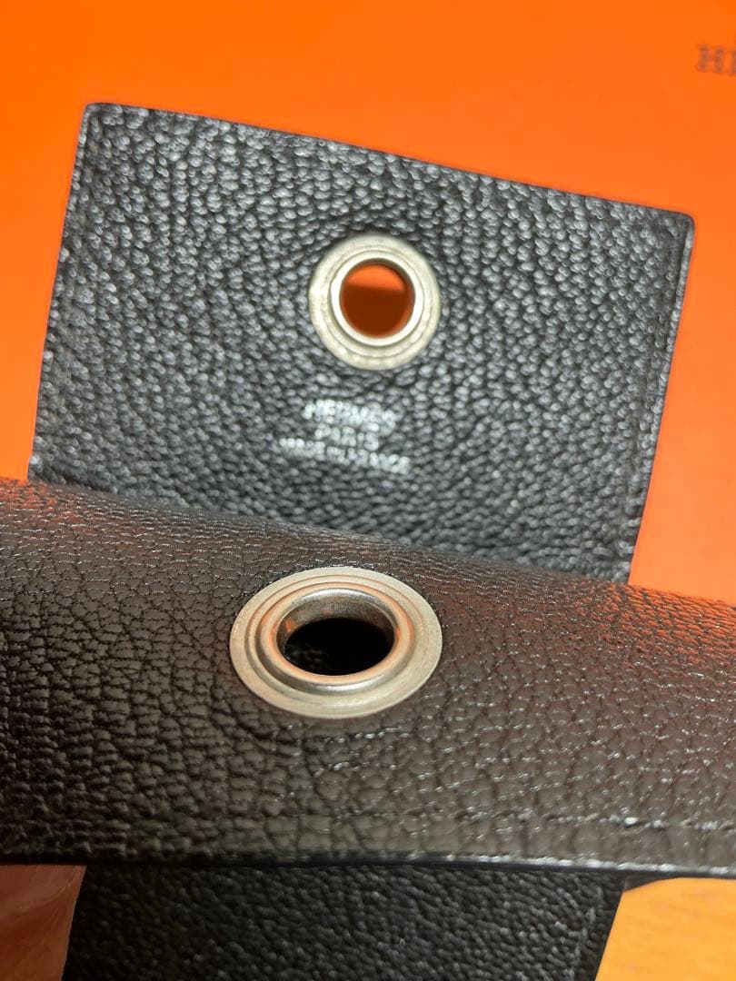 C*a様 HERMES エルメス ヴェスパ ストラップ ポーチ マルチケース 黒