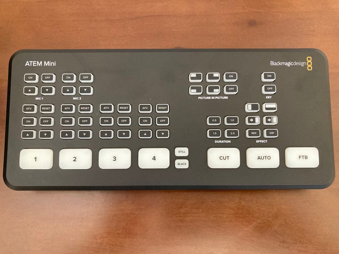 分配器・切替器 ATEM Mini