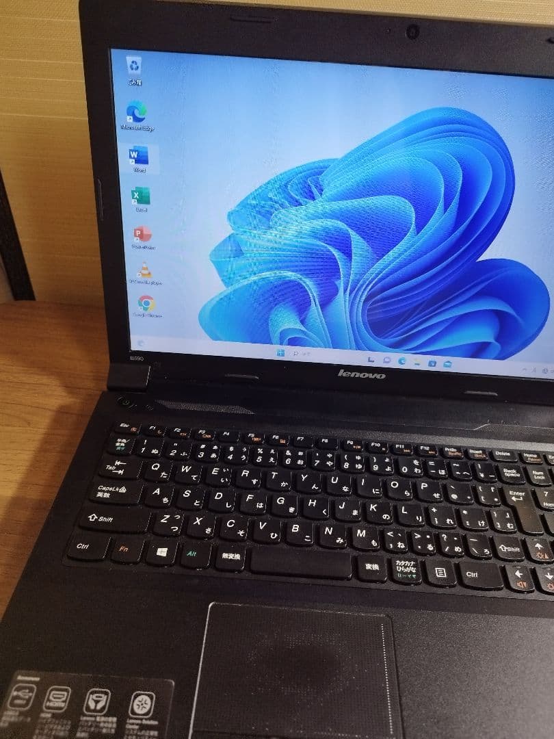 LENOVO B590 パソコン
