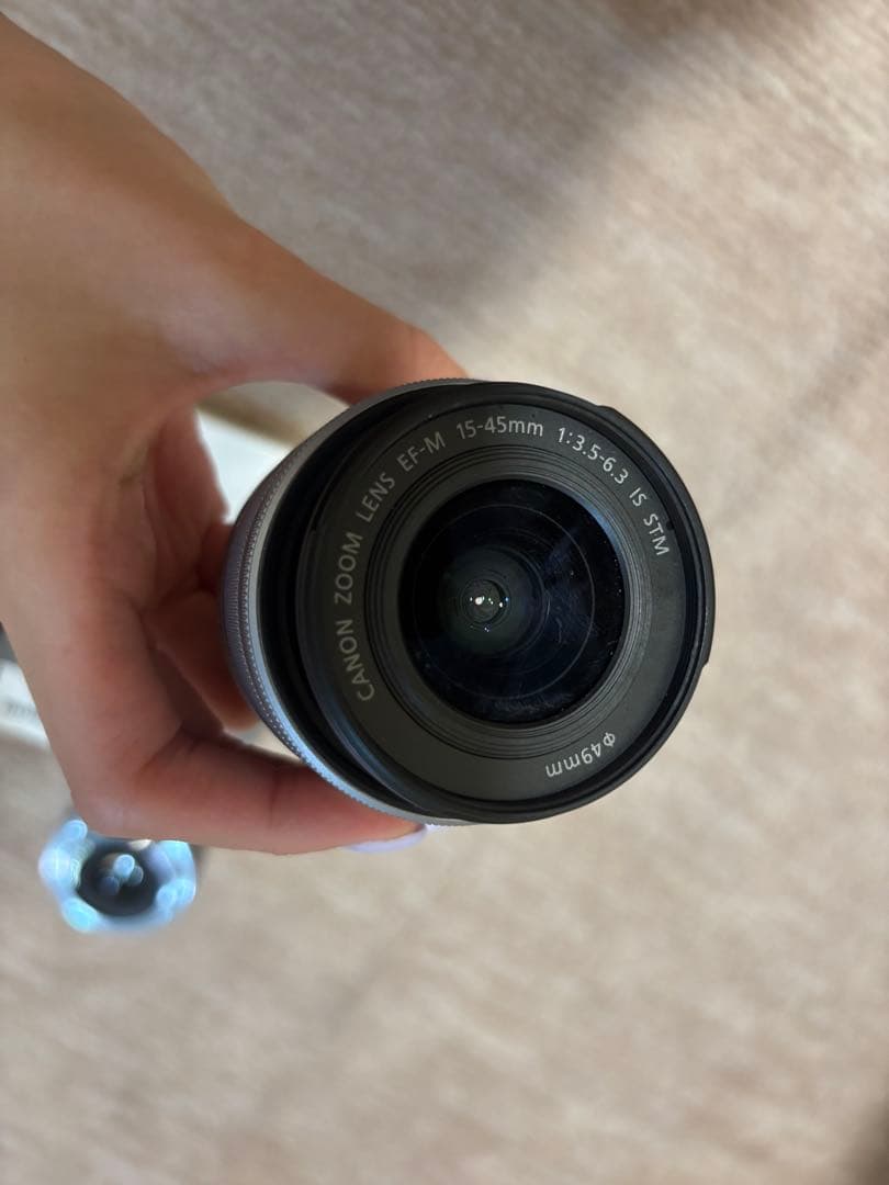 Canon eos M100 ミラーレスカメラ