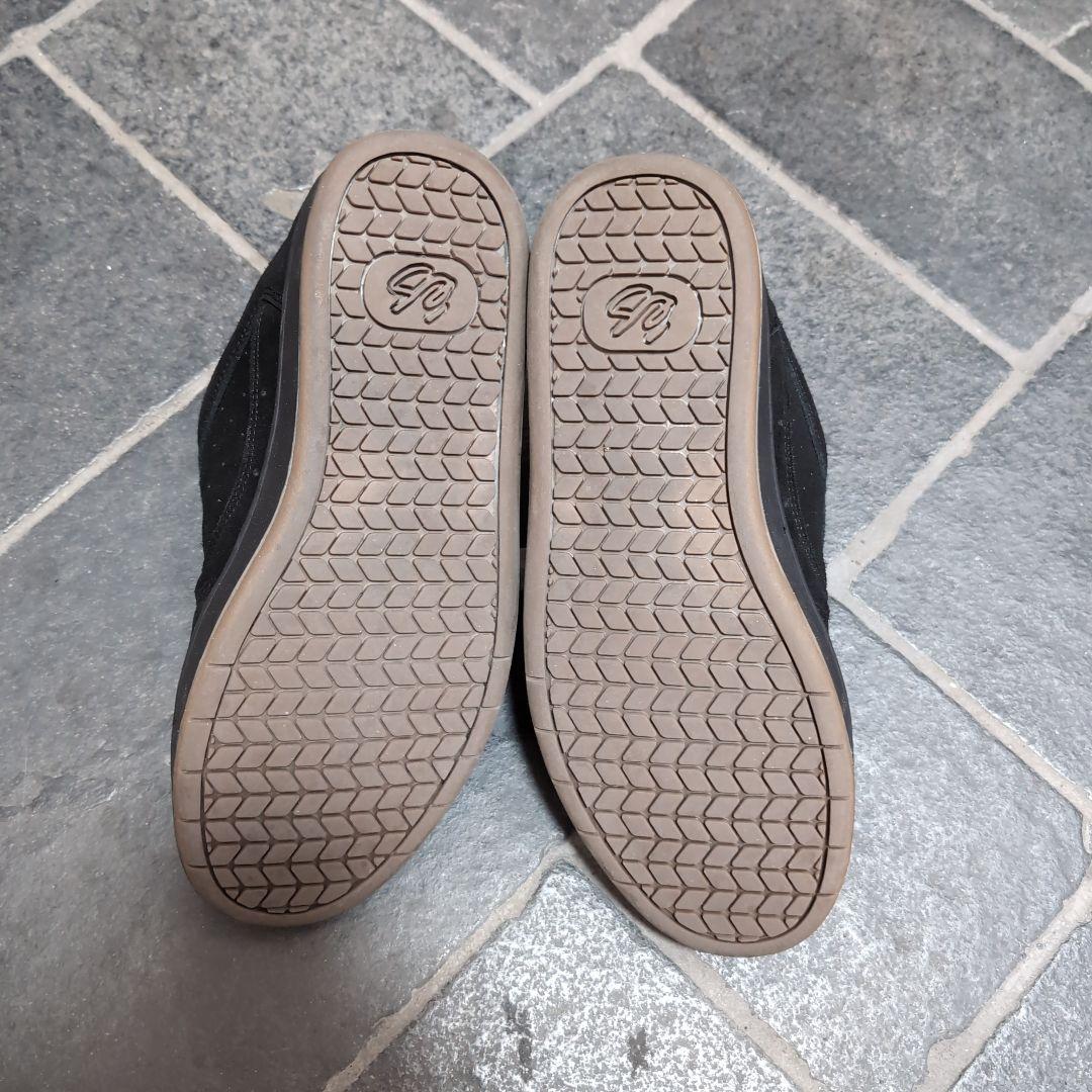 es スニーカー エス スケボー 靴