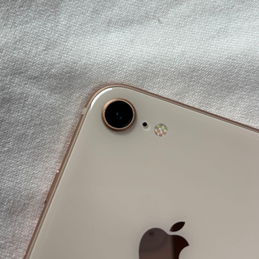 iPhone8 64GB ゴールド 本体 SIMフリー