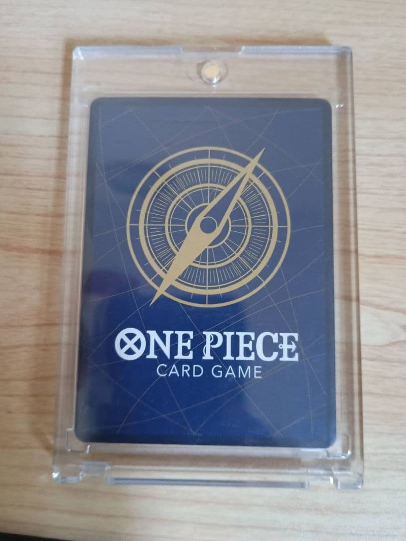 ワンピースカードシャンクス手配書