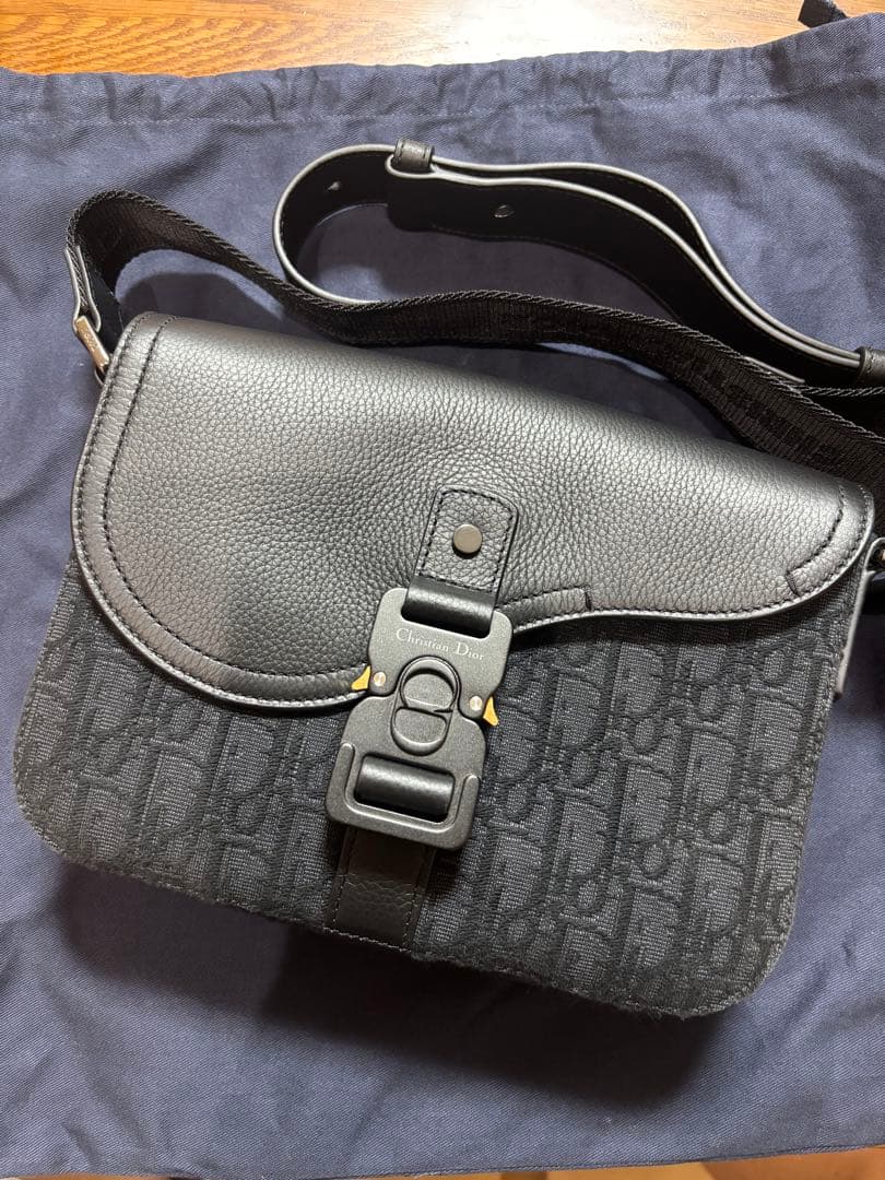 DIOR/Saddleフラップ付きメッセンジャーバッグミニディオールほぼ未使用