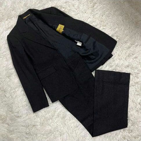 ポール・スチュアートパンツスーツ　ダークグレーフランネル