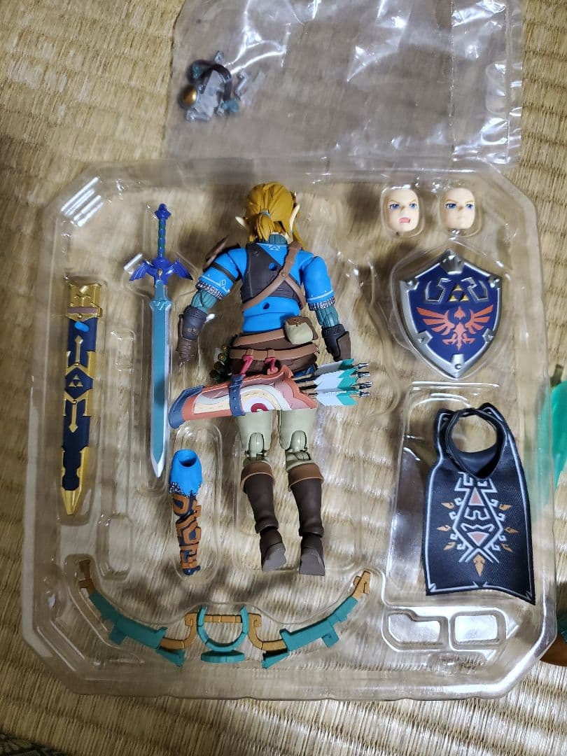 リンク figma DX　中古　開封済