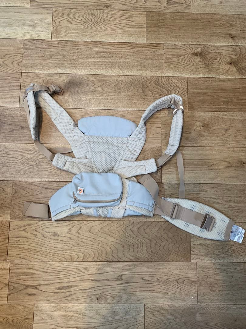 【正規品】エルゴ　オムニブリーズ　サンドベージュ　箱なし