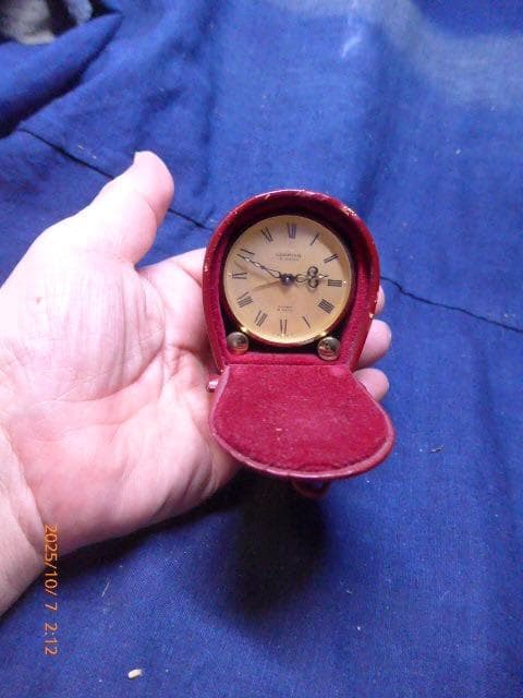 咲村宇音　　LOOPING 15石トラベルクロック　スイス製　完動品