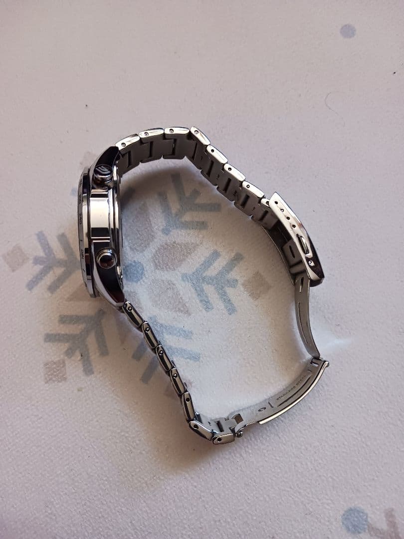 CASIO　EDIFICE　電波ソーラー タキメーター付き時計 グレー